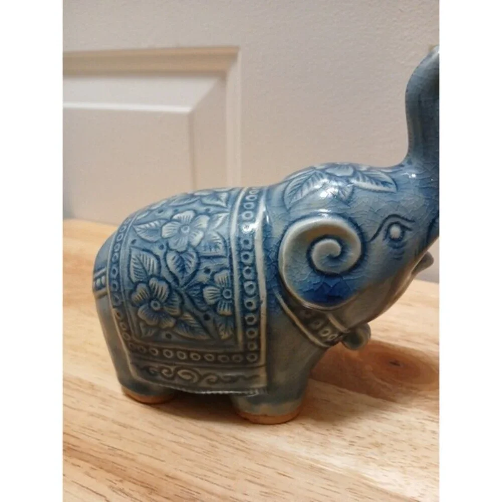 Baan Celadon Blue Elephant Crackle Glaze 6" x 5" Ornate Ceramic Thailand - Picture 8 of 16